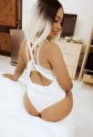 Kim Top Class Escort Girl Downtown Dubai UAE Shower Sex