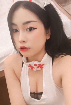 Anna Busty Escort Girl Jumeirah Lakes Towers Dubai AD-FIL13373