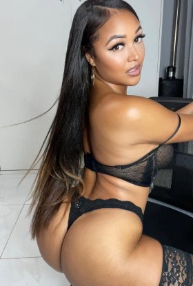 Cylis Massage Escort Girl Al Barsha Dubai AD-UYD27585