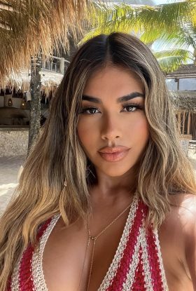 Mai Classy Dubai Escort Girl Business Bay AD-BXR23887