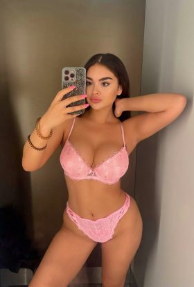 Zaya Attractive Escort Girl Al Barsha Dubai AD-WZI10746