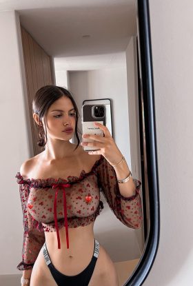 Emily Full Service Escort Girl Downtown Dubai AD-ELT40994