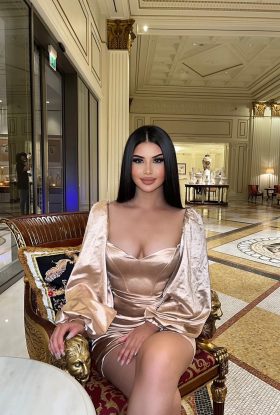 Sarah Luxury Escort Girl Barsha Heights Dubai AD-LBU34328