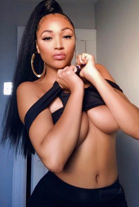 Cylisputa, escort at Emirates Hills, 22 years old.