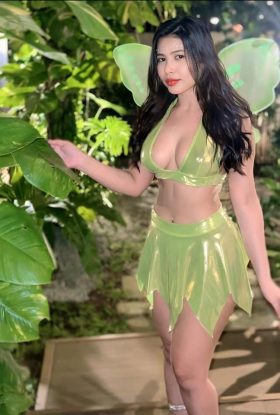 Lola, escort at Palm Jumeirah, 30 years old.